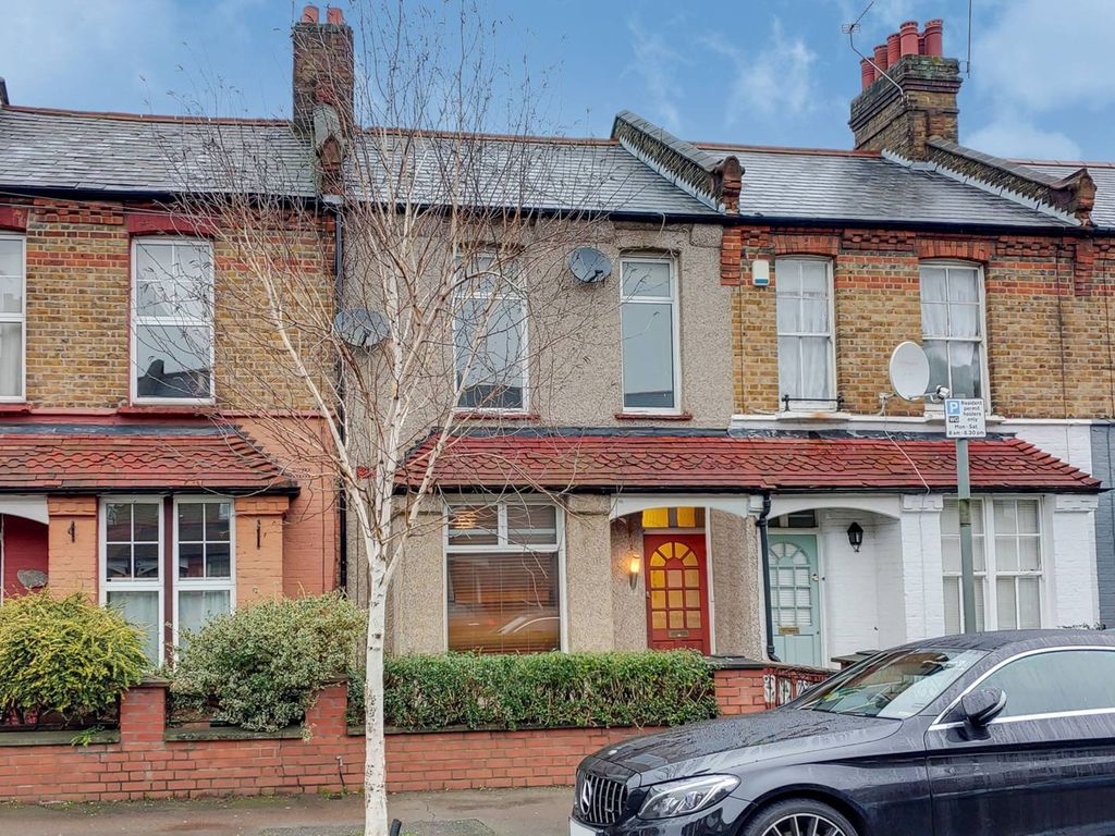 4 bed terraced house to rent in Farrant Avenue, Wood Green, London N22