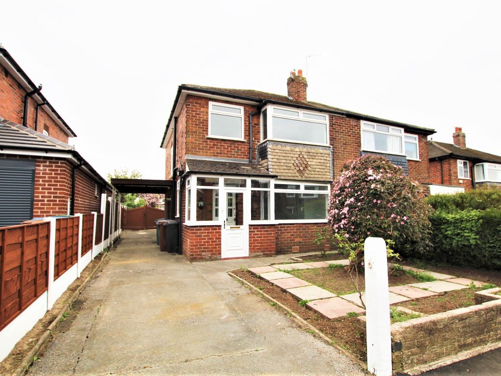 3 bed semidetached house for sale in Alderley Close, Hazel Grove