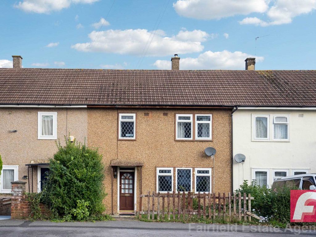 3 bed terraced house for sale in Heysham Drive, South Oxhey WD19, £