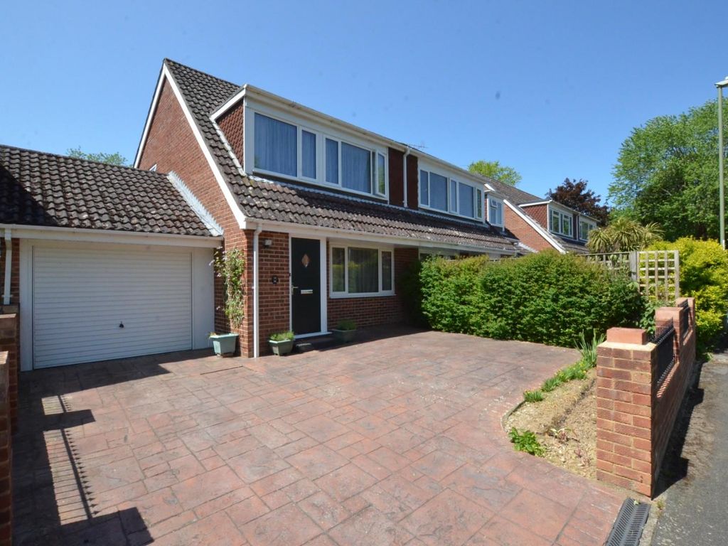 3 bed semidetached house for sale in Loughwood Close, Eastleigh SO50