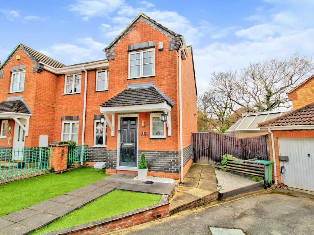 3 bed semidetached house for sale in Cave Grove, Bristol BS16 Zoopla