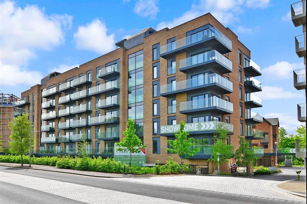 2 bed flat for sale in Leacon Road, Ashford, Kent TN23 Zoopla