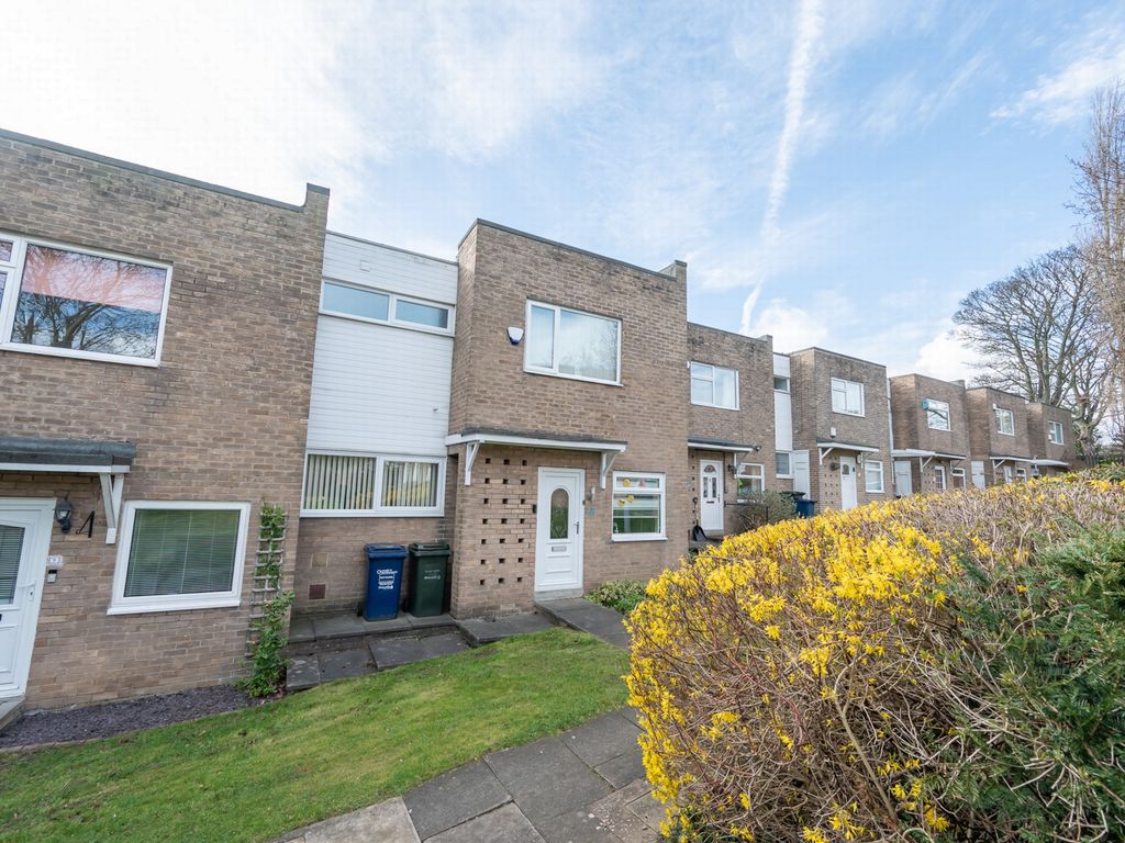 3 bed town house for sale in Jesmond Park Court, Jesmond Park East NE7