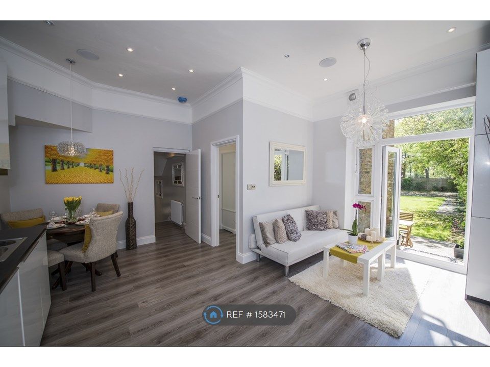 2 bed flat to rent in Ealing, London W5 Zoopla