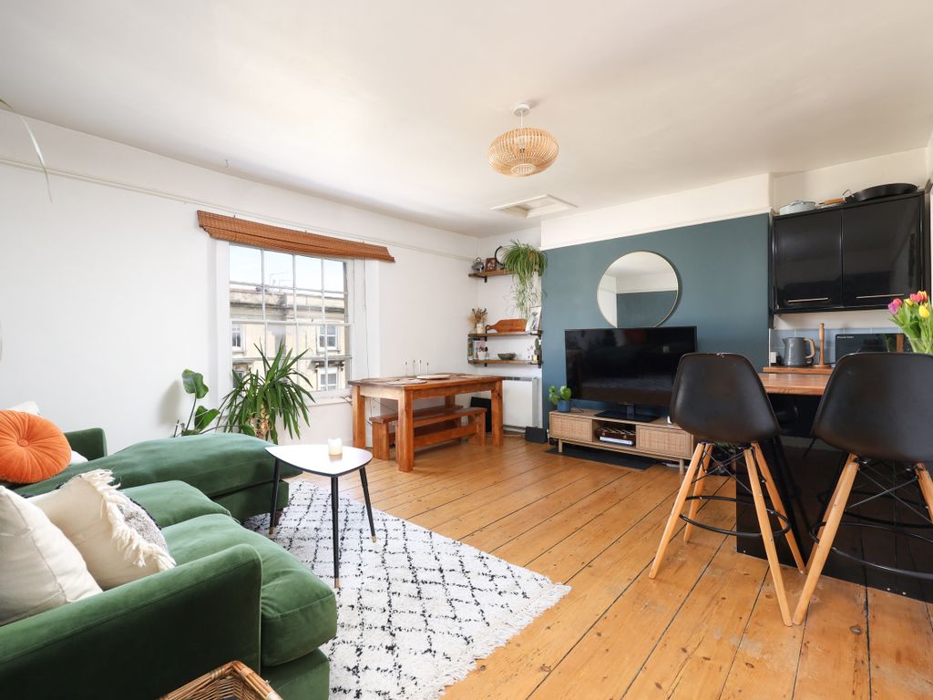 1 bed flat for sale in Clevedon Terrace, Kingsdown, Bristol BS6, £