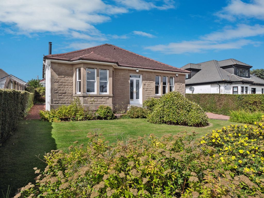 3 bed detached bungalow for sale in Beech Avenue, Newton Mearns