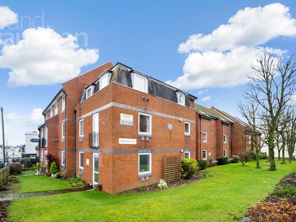 1 bed flat for sale in Eastern Road, Brighton, East Sussex BN2, £