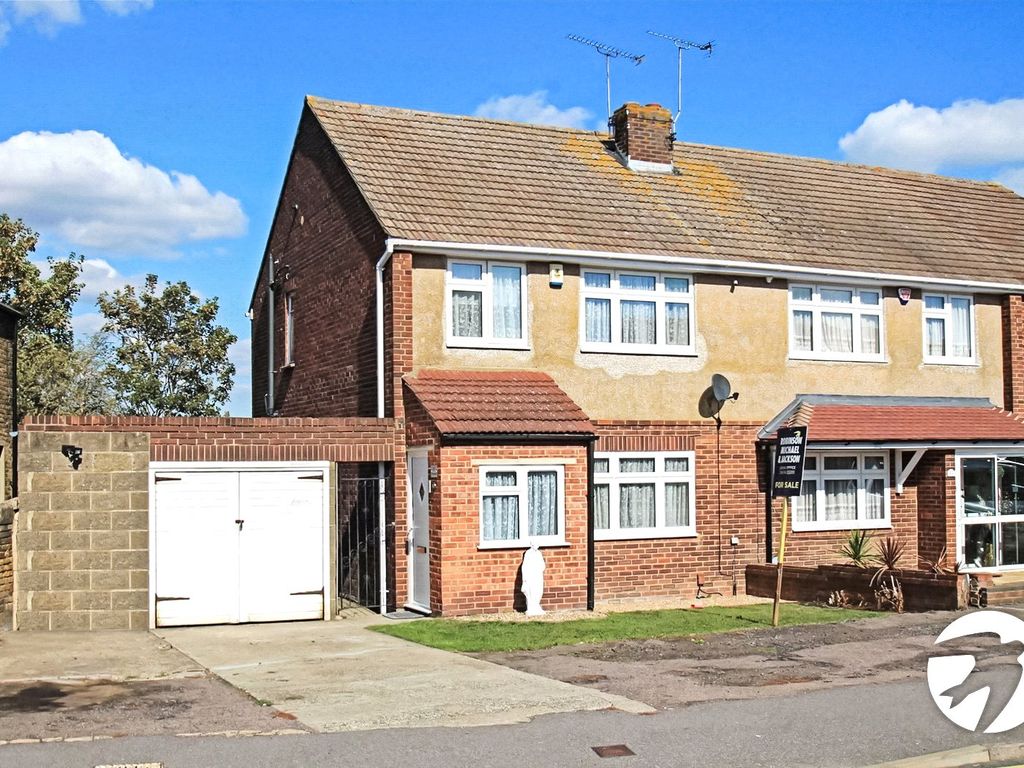 3 bed semidetached house to rent in Lower Higham Road, Chalk, Kent