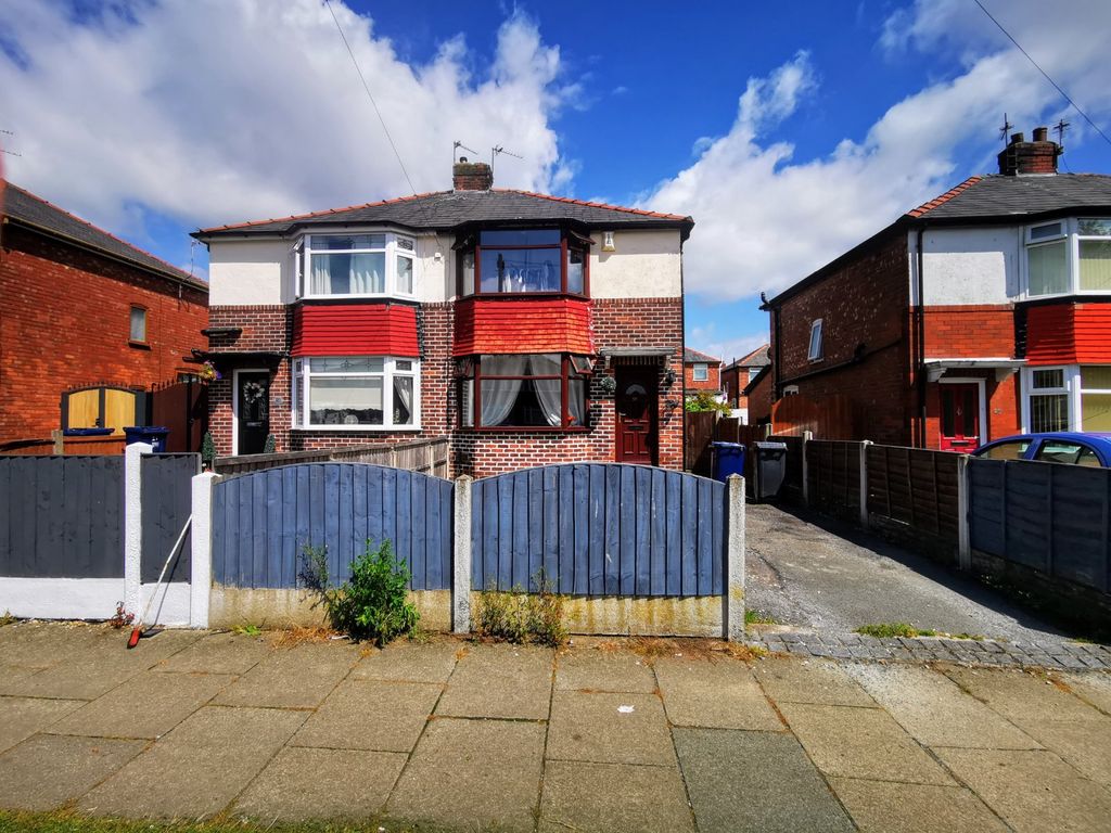 3 bed semidetached house for sale in Broadfield Drive, Leyland PR25
