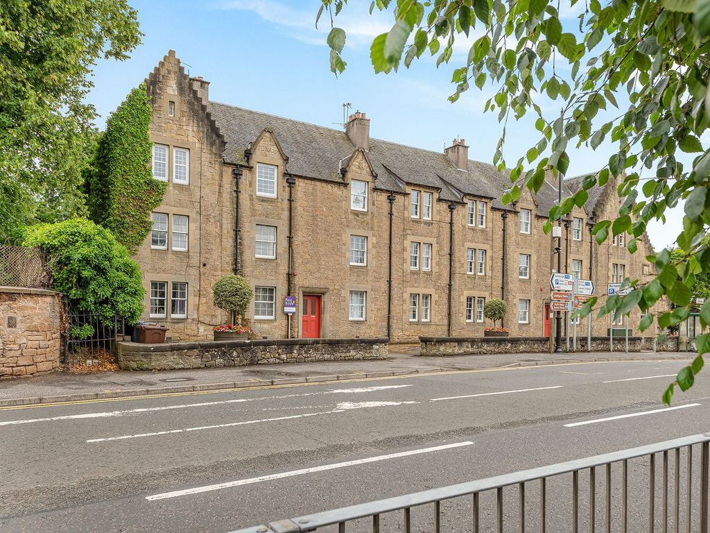 2 bed flat for sale in High Street, Linlithgow EH49, £148,000 Zoopla