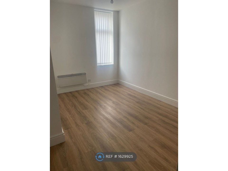 2 bed flat to rent in Cowley Hill Lane, St. Helens WA10 Zoopla