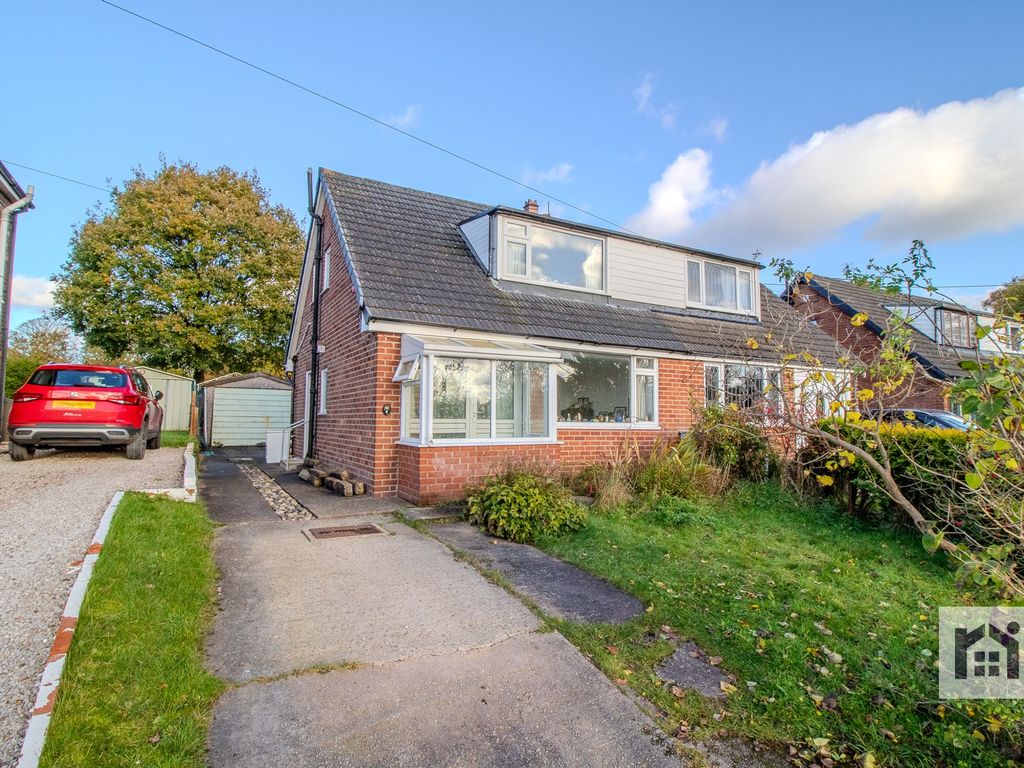 2 bed semidetached house for sale in Highgrove Avenue, Charnock