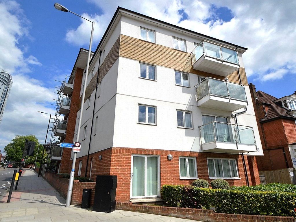 2 bed flat to rent in Ashton Court, 94 Chatsworth Road, Croydon CR0