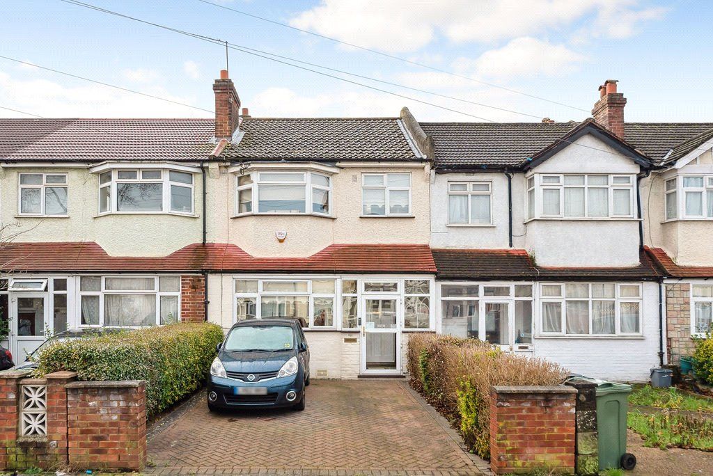 3 bed terraced house for sale in Sherwood Avenue, London SW16, £550,000