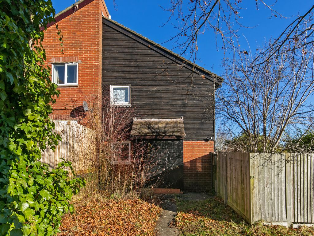 1 bed end terrace house to rent in Lowden Close, Winchester SO22, £995