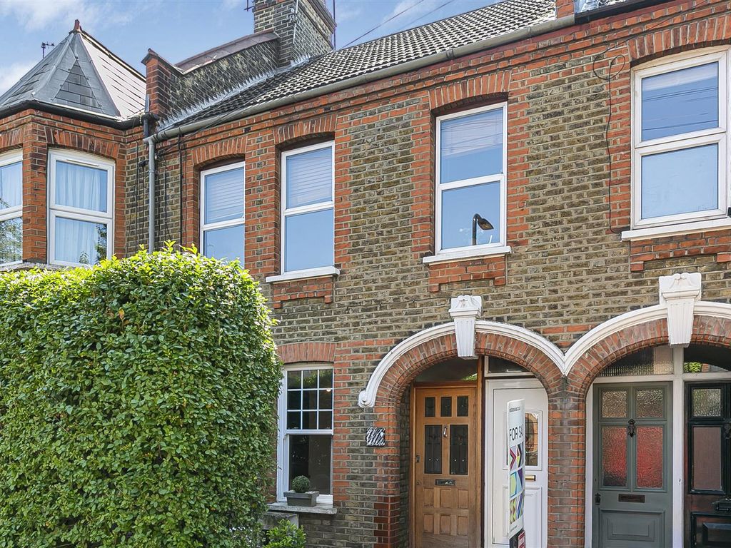 2 bed for sale in Harris Street, Walthamstow, London E17