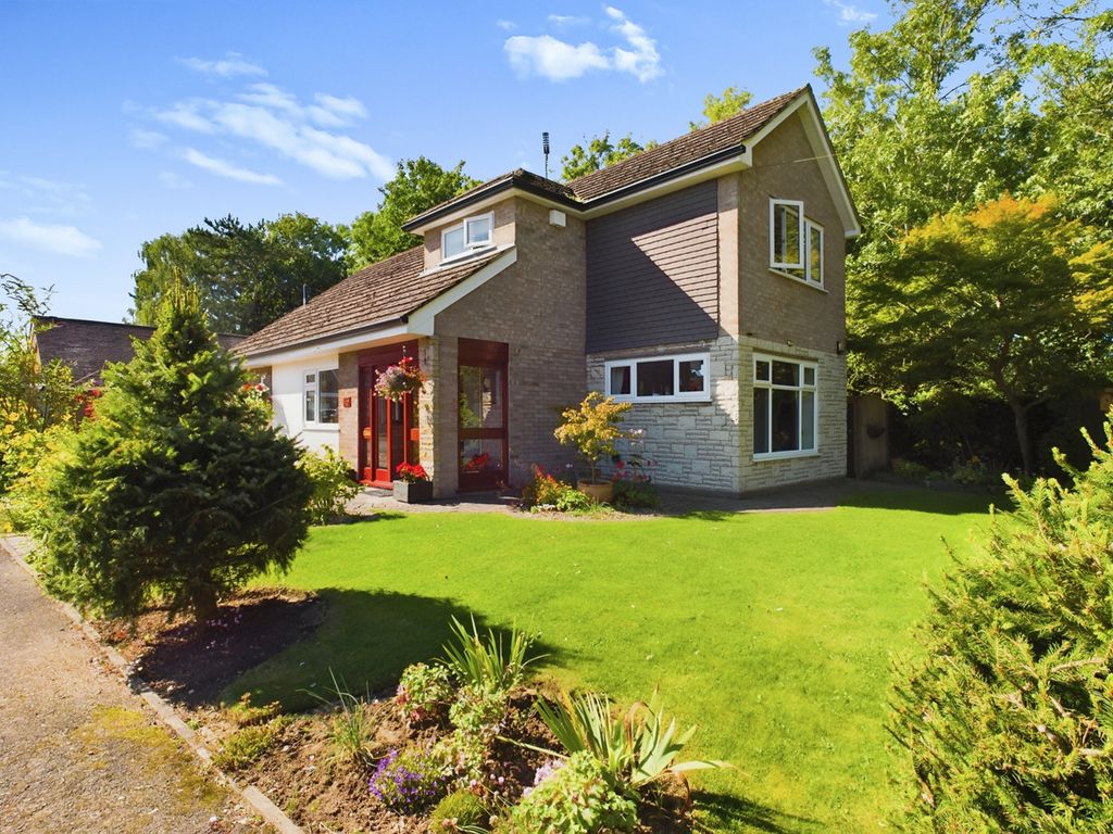 3 bed detached house for sale in Angus Close, Thurnby LE7, £425,000