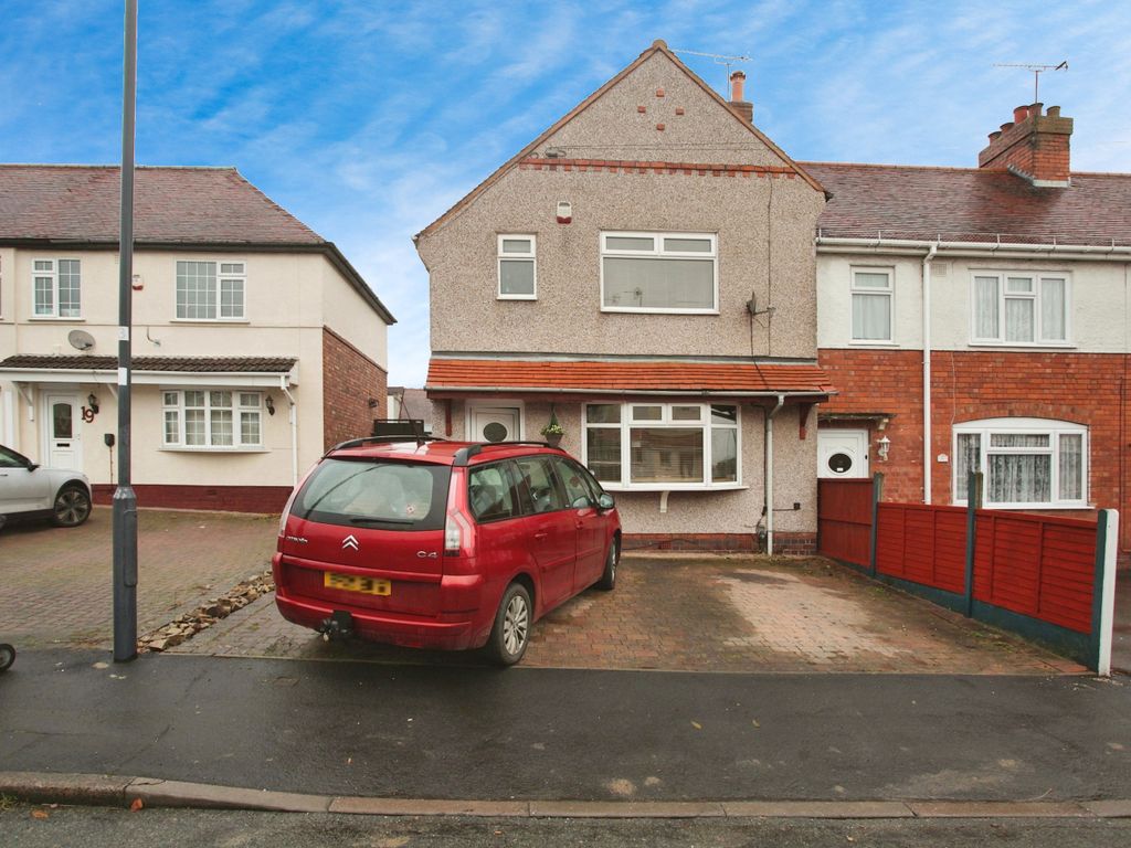 3 bed end terrace house for sale in Randle Road, Nuneaton, Warwickshire