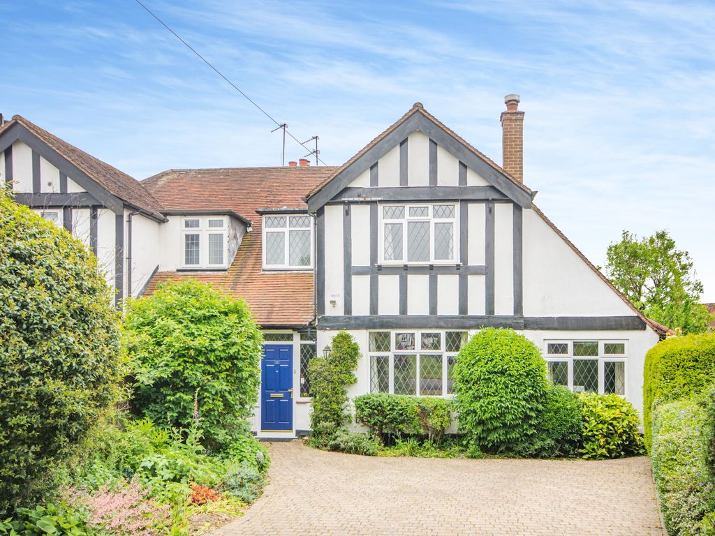 4 bed semidetached house for sale in Woodside Close, Amersham HP6 Zoopla