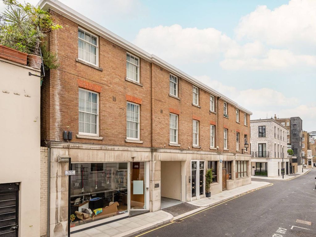 Chester Mews, Belgravia, London SW1X  