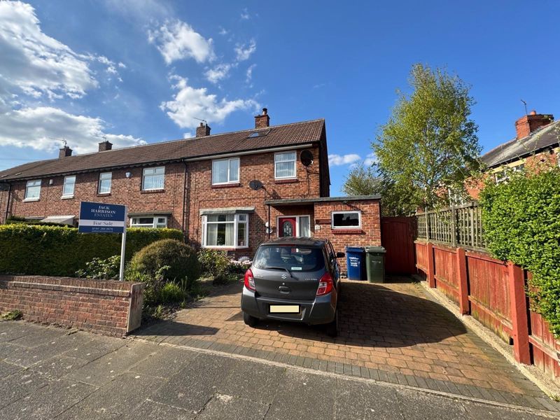 3 bed terraced house for sale in Heathdale Gardens, High Heaton