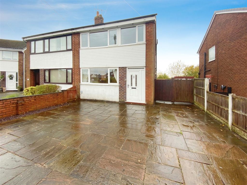 3 bed semidetached house for sale in Westfield, Lostock Hall, Lostock