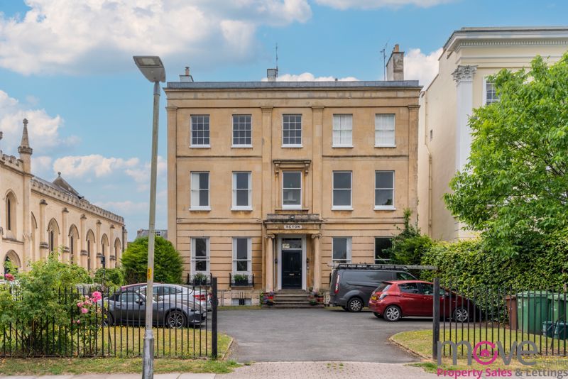 2 bed flat for sale in Suffolk Square, Cheltenham GL50 Zoopla
