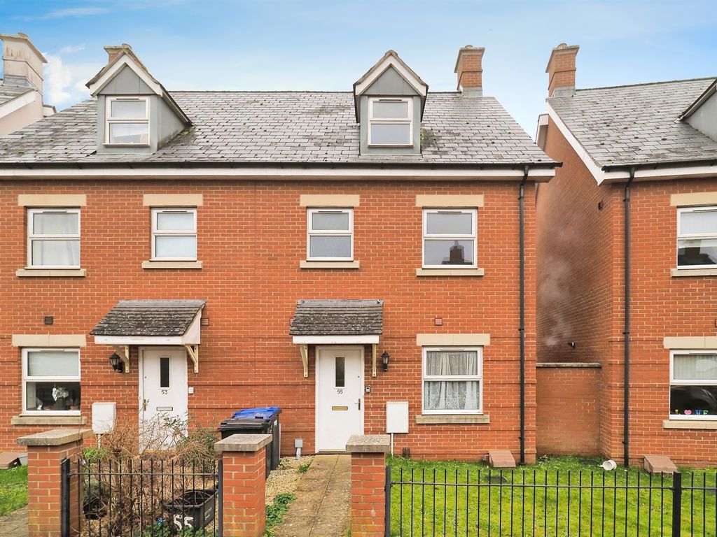 4 bed semidetached house for sale in Sherbourne Drive, Old Sarum