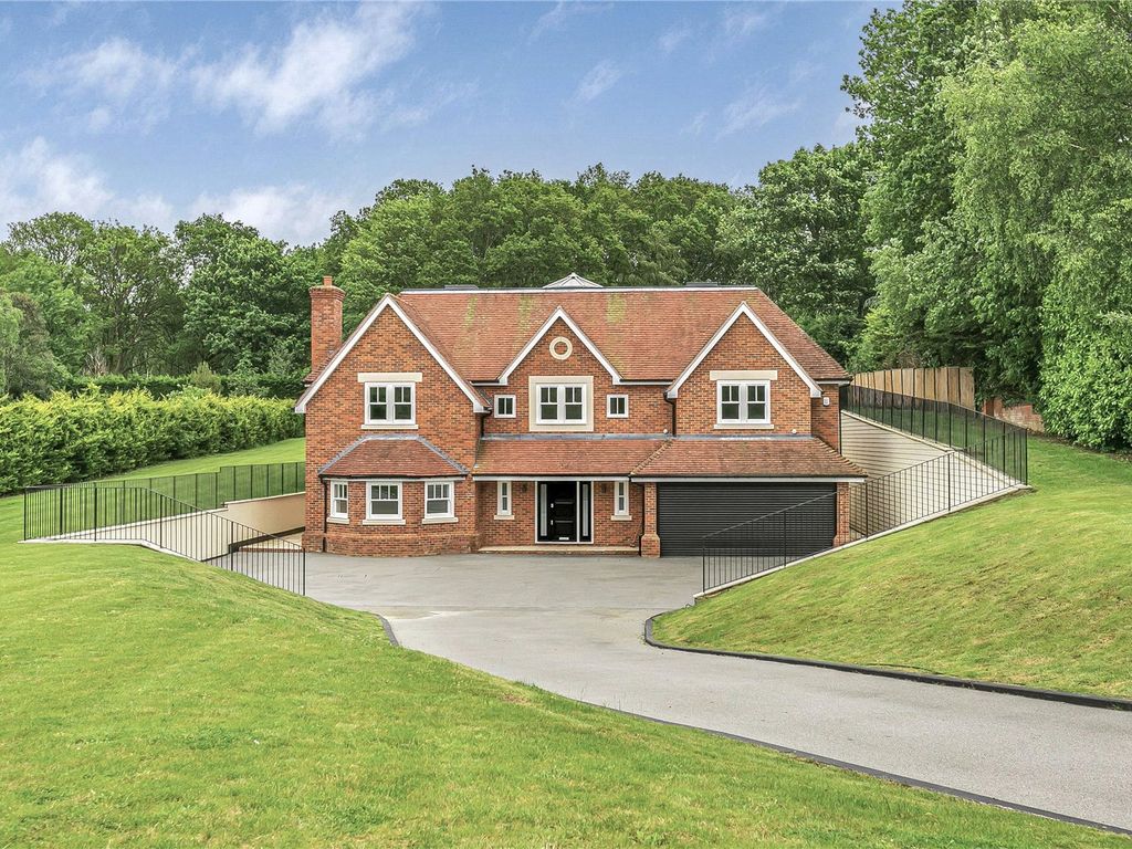 New home, 7 bed detached house for sale in Heathbourne Road, Bushey