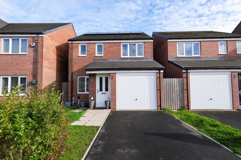 3 bed detached house for sale in Ford Crescent, Amble, Morpeth NE65, £