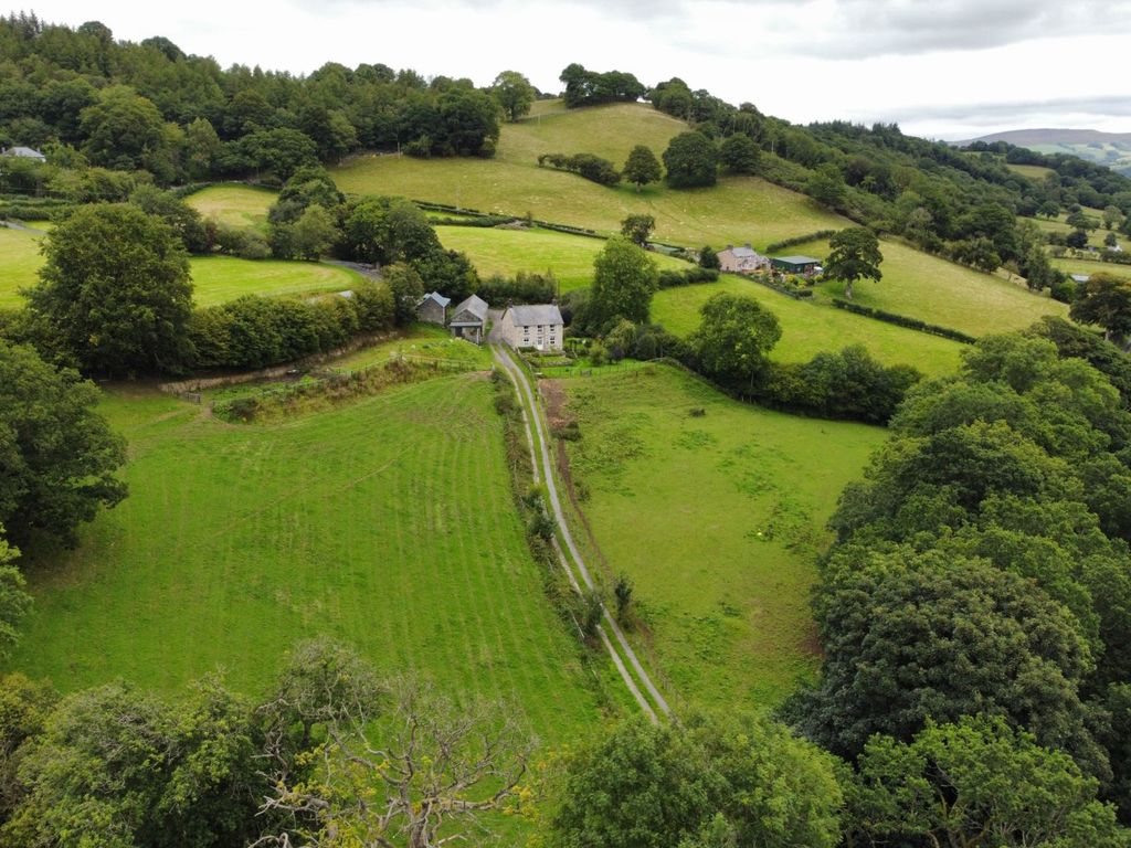 4 bed detached house for sale in Llandderfel, Bala LL23, £515,000 Zoopla