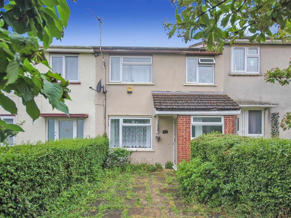 3 bed terraced house for sale in Longfellow Road, Wellingborough NN8