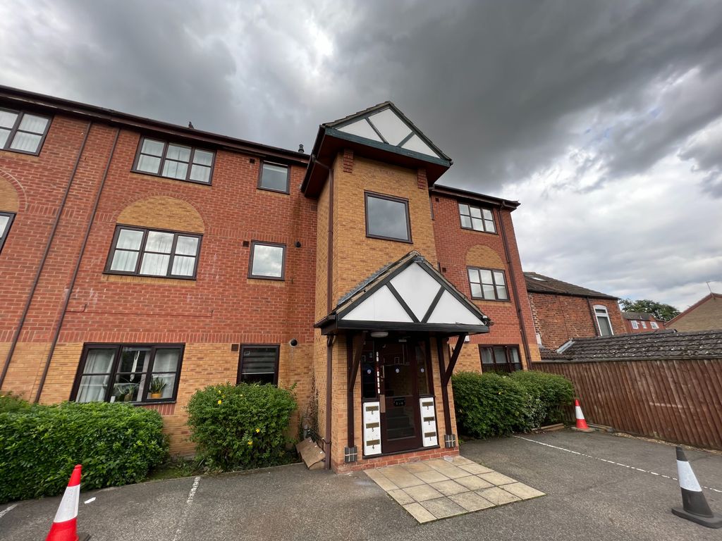 2 bed flat to rent in Oxford Street, Grantham NG31 Zoopla