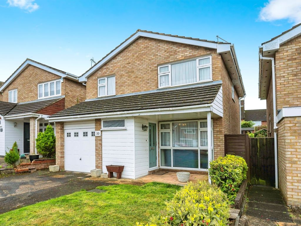 4 bed detached house for sale in Glebe Close, Hemel Hempstead HP3, £