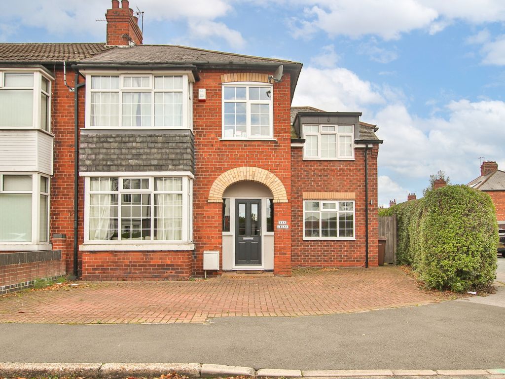 4 bed semidetached house for sale in Lilac Avenue, Willerby HU10 Zoopla