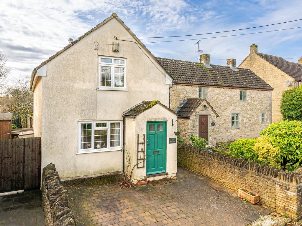 3 bed semidetached house for sale in Park Street, Hawkesbury Upton