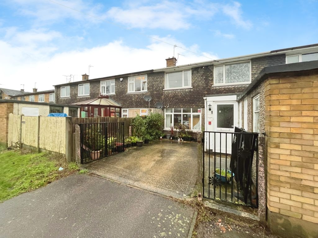 3 bed terraced house for sale in Tatlow Road, Glenfield, Leicester