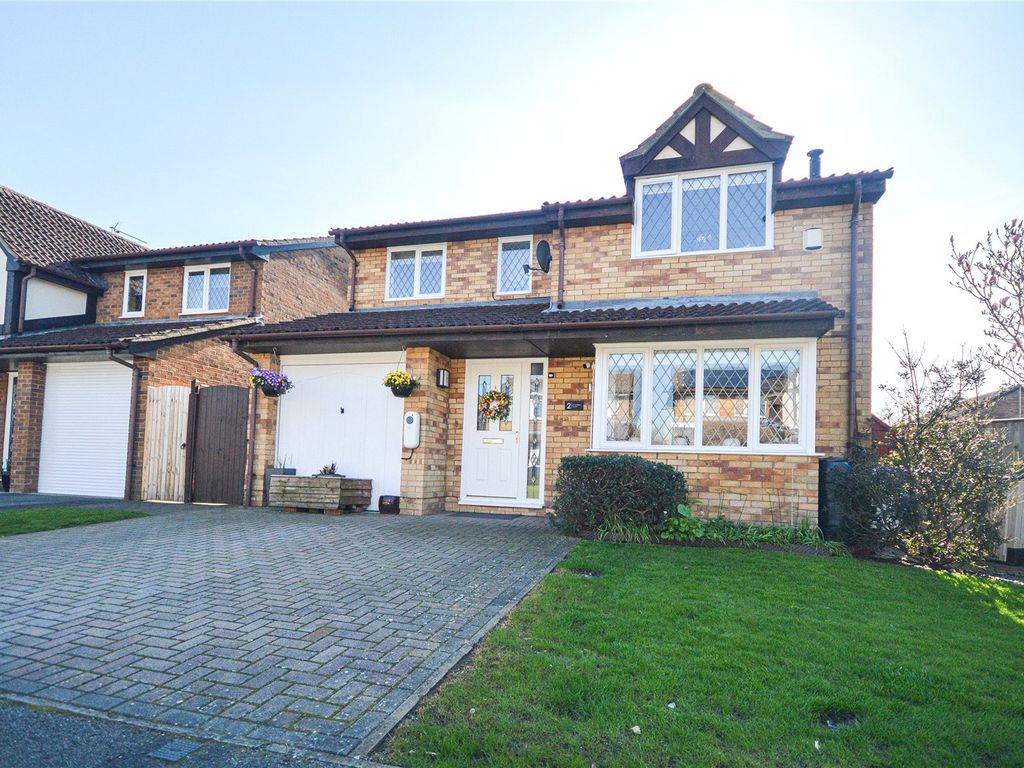4 bed detached house for sale in Stonybeck Close, Westlea, West Swindon