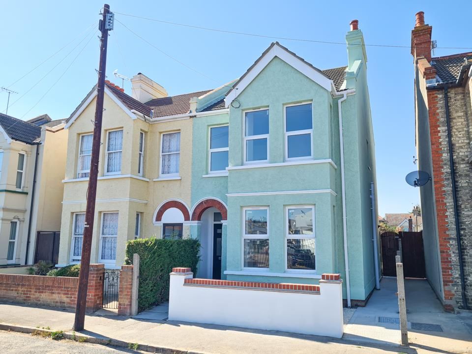 3 bed semidetached house for sale in Priory Road, ClactonOnSea CO15