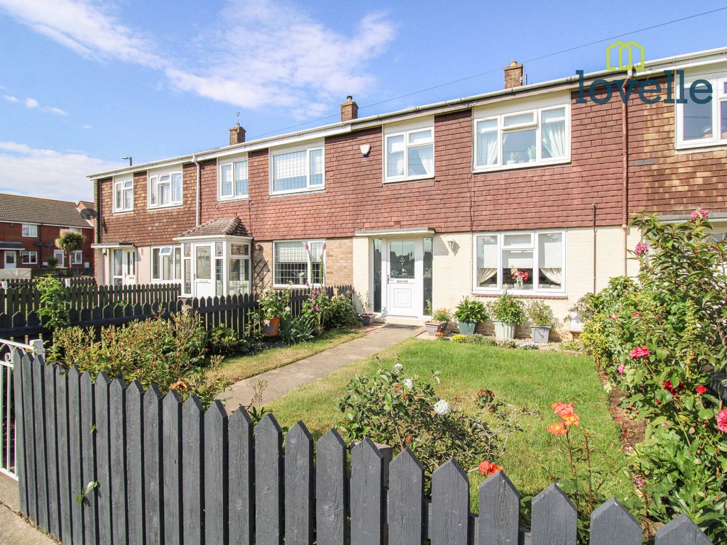 4 bed terraced house for sale in Binbrook Way, Willows, Grimsby DN37