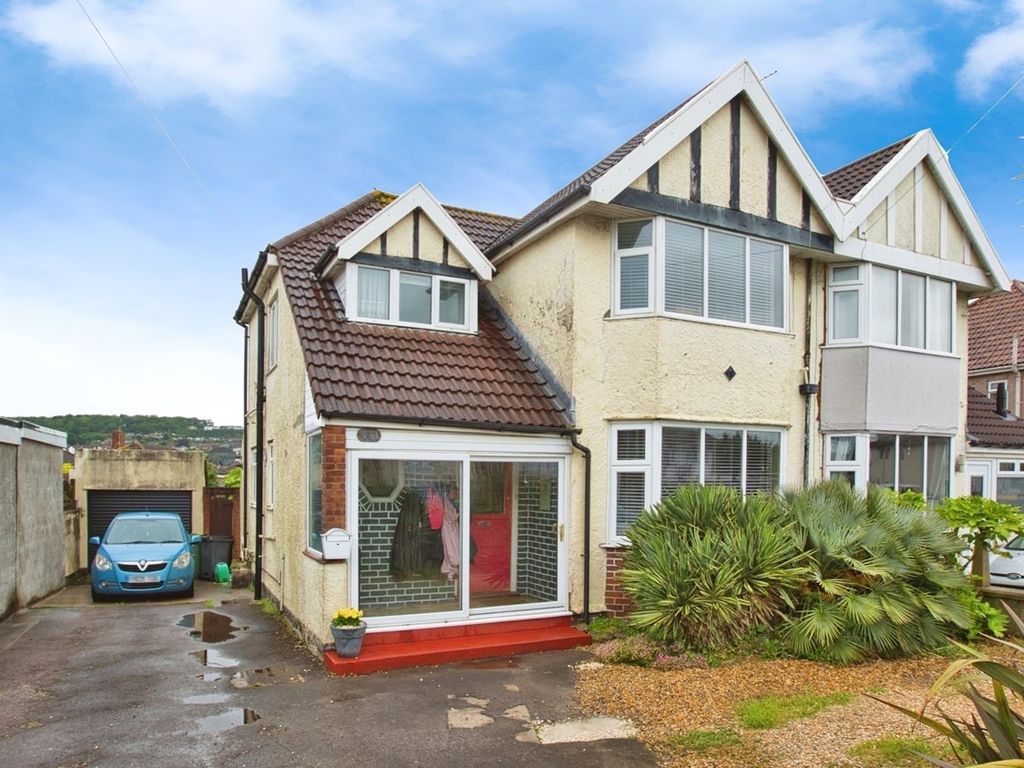 3 bed semidetached house for sale in Locking Road, WestonSuperMare