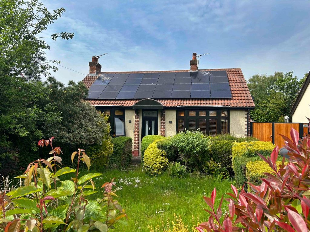 4 bed bungalow for sale in Gravel Lane, Banks, Southport PR9 Zoopla