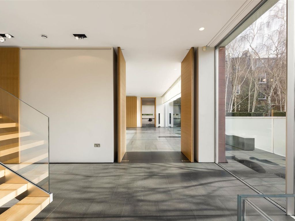 7 bed property for sale in Pitt Street, Kensington, London W8, £