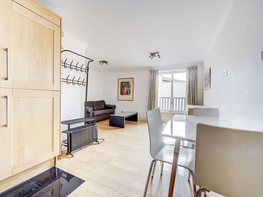 1 bed flat for sale in Orsett Terrace, Paddington, London W2, £445,000