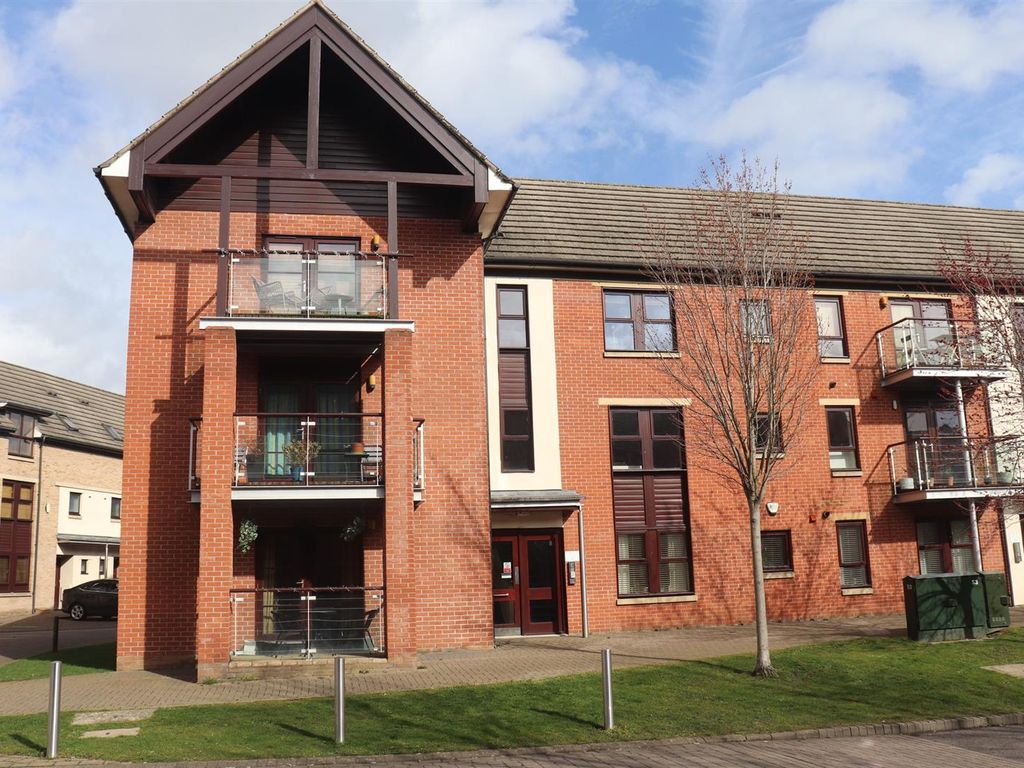 2 bed flat for sale in The Approach, St James, Northampton NN5 Zoopla