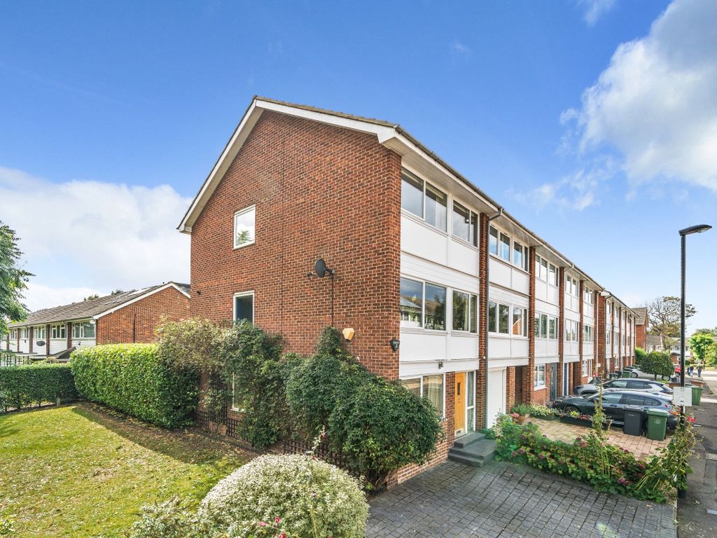 4 bed end terrace house for sale in Coppelia Road, London SE3, £835,000
