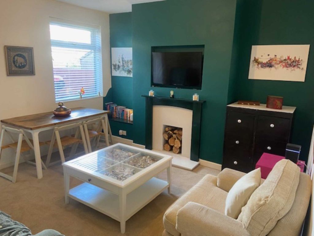 Room to rent in Gladstone Road, Kingswood BS15, £650 pcm Zoopla