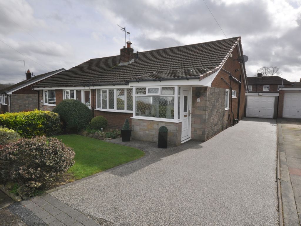 3 bed bungalow for sale in Glenville Way, Denton M34, £250,000 Zoopla