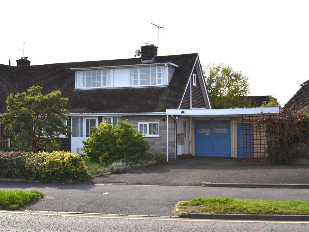 3 bed semidetached bungalow for sale in Windermere Way, StourportOn