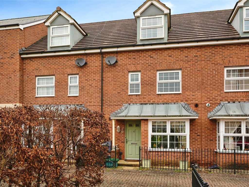 4 bed terraced house for sale in Coningsby Walk, Thatcham Avenue